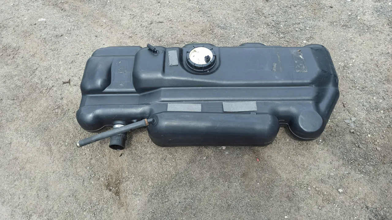 Powiększony zbiornik paliwa Mercedes Sprinter aftermarket