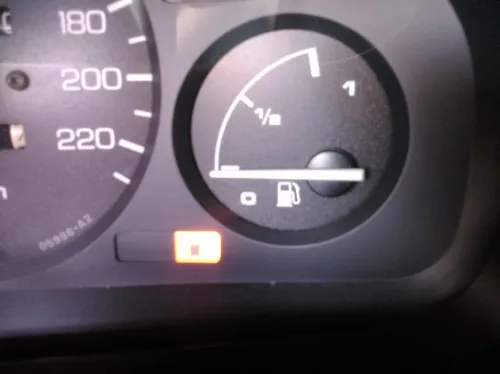 kontrolka rezerwy paliwa Honda Civic VI