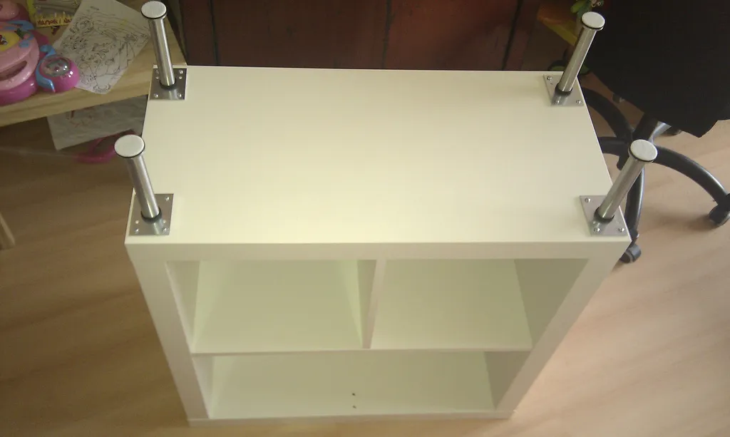 materiały do budowy stołu dj, sklejka, płyta wiórowa, ikea kallax stół dj