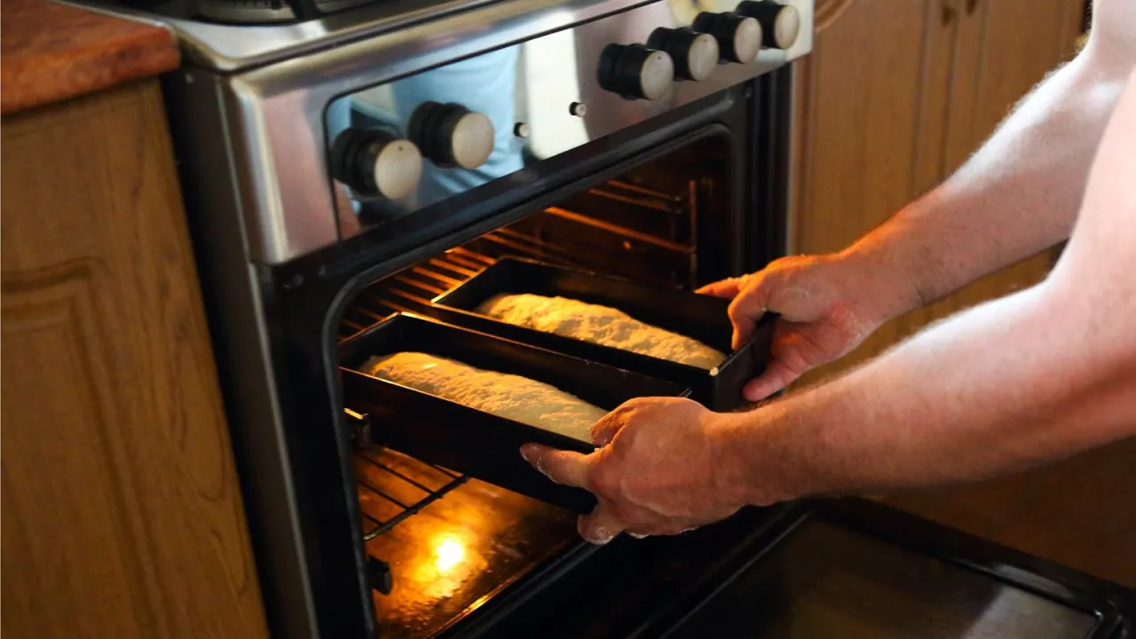 Zdjęcie Ile prądu rzeczywiście pobiera piekarnik? Zaskakujące wyliczenia i koszty