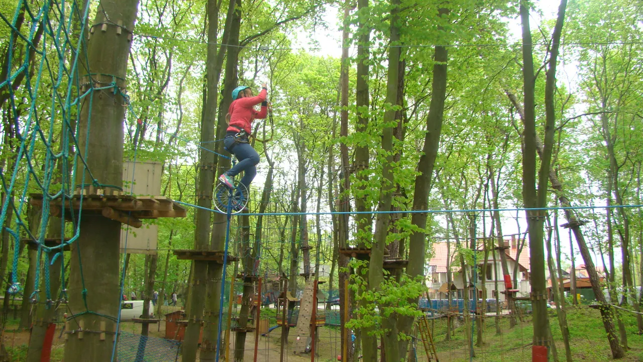 Park linowy Krynica Morska dzieci