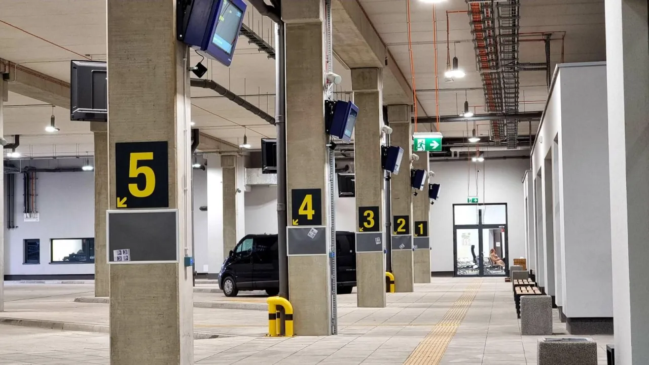 Dworzec Autobusowy Opole 1 Maja 4