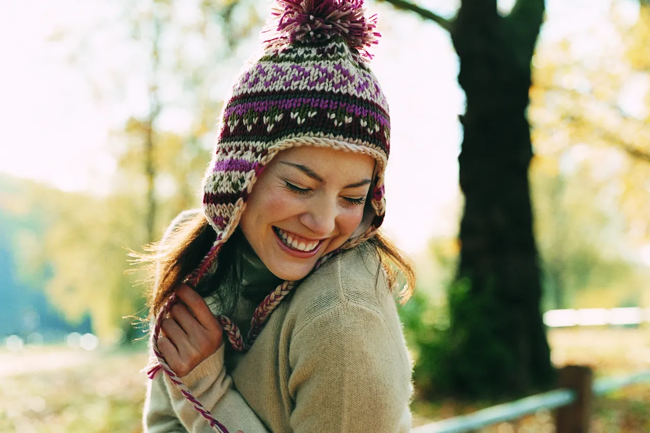 Dopasowanie czapki do kształtu twarzy infografika