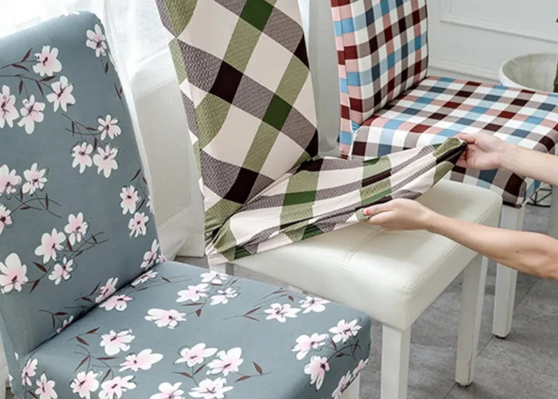 Zdjęcie Jak uszyć pokrowiec na krzesło z gumką? Prosty poradnik krok po kroku