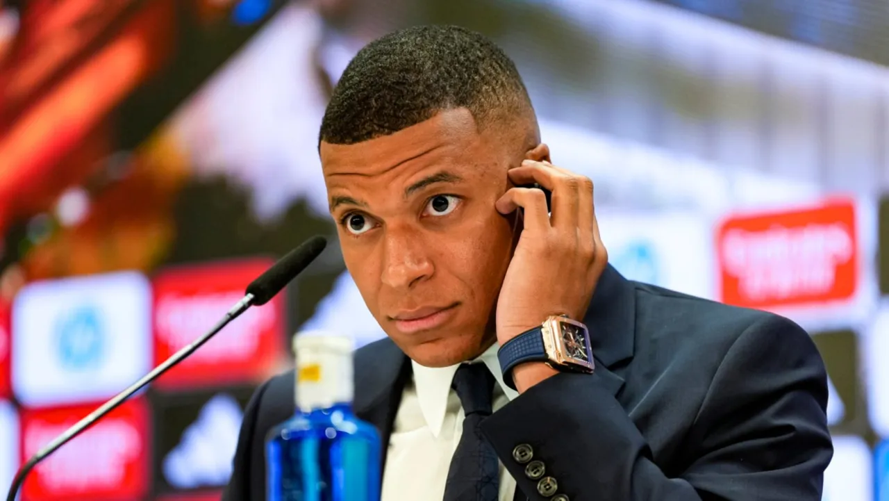 Kylian Mbapp&eacute; sponsorzy Nike Hublot EA Sports