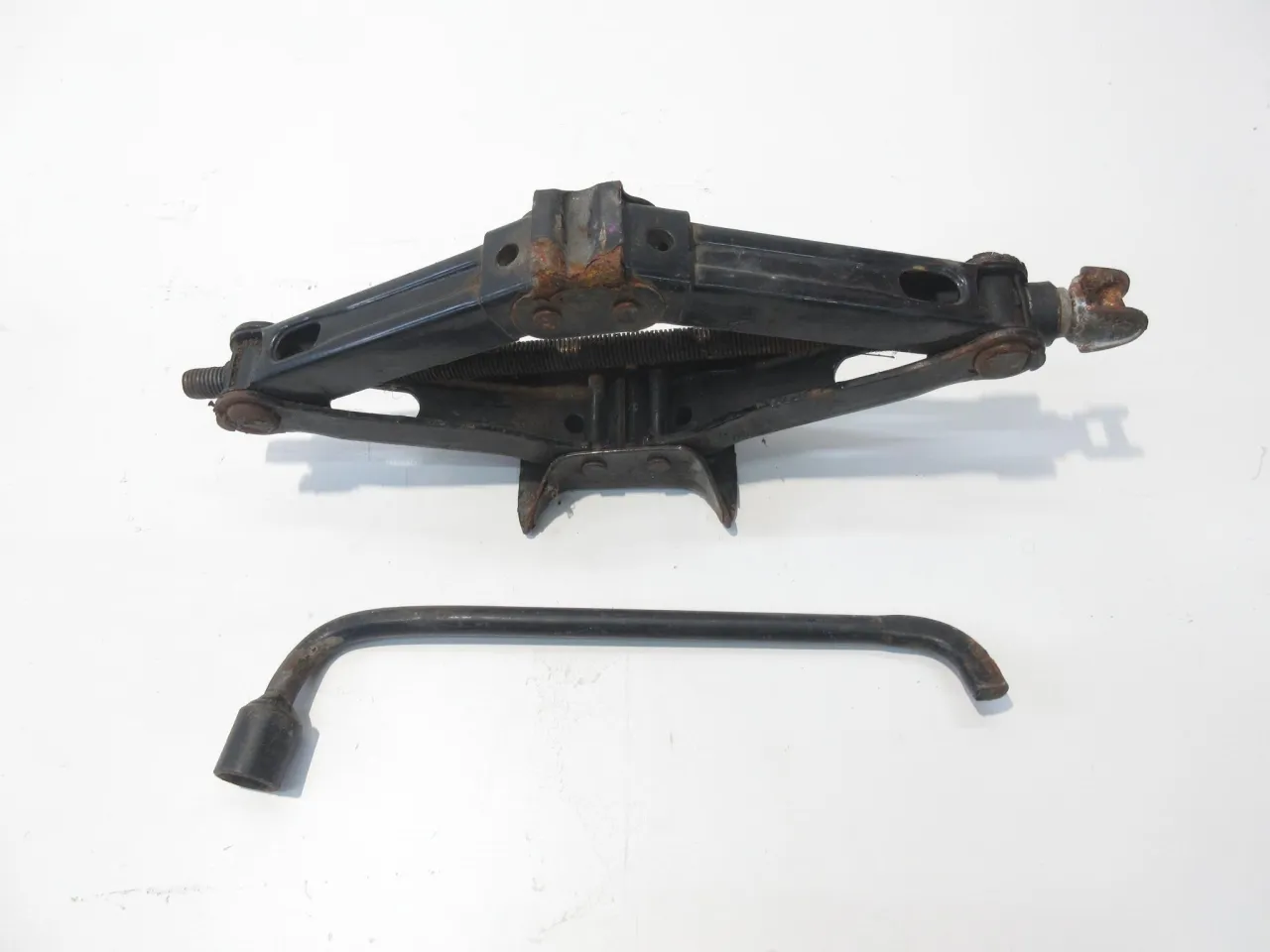 Citroen Berlingo I lewarek pod fotelem