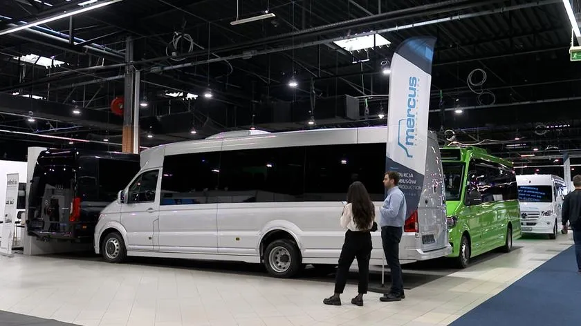 Zdjęcie Który bus pali najmniej? Odkryj najoszczędniejsze modele na rynku