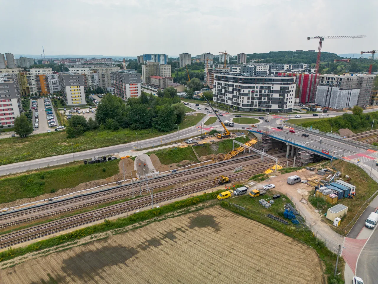 Zdjęcie Jak dojechać do Osiedla Szkolnego w Krakowie – najłatwiejsze trasy