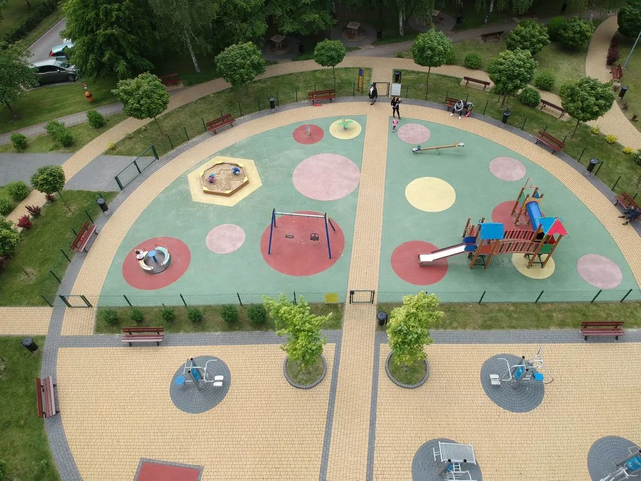 Zdjęcie Kiedy otwierają place zabaw? Sprawdź nowe przepisy i godziny otwarcia