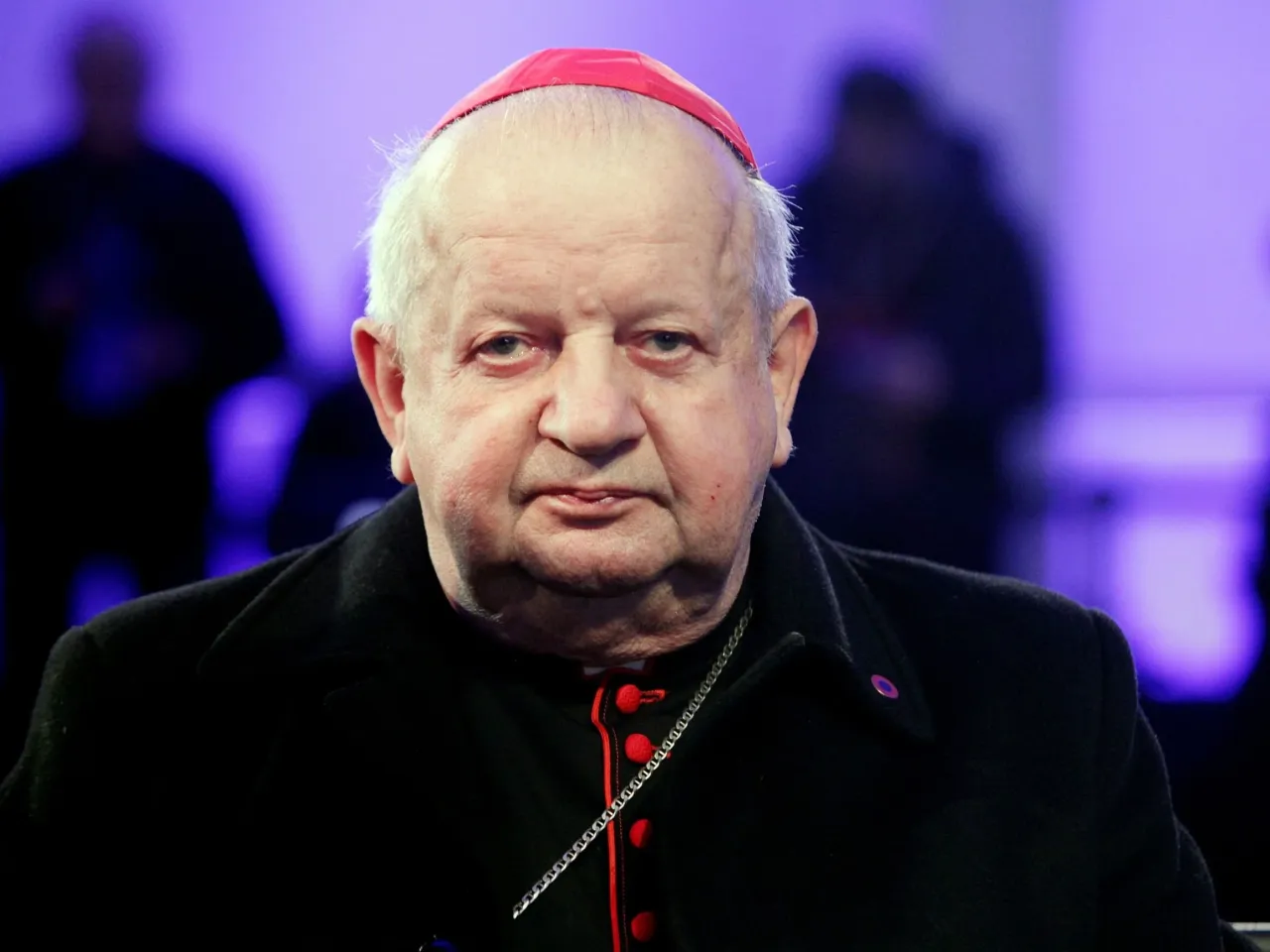 Zdjęcie Kardynał Stanisław Dziwisz: Jego wpływ na Kościół i historię Polski