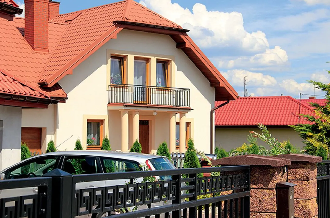 Zdjęcie Domek czy mieszkanie – co wybrać, aby uniknąć kosztów i żalu?