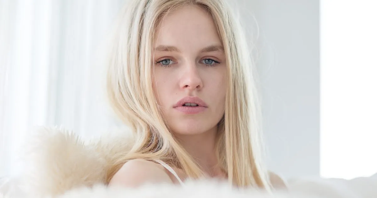 Zdjęcie Jaki kolor włosów do jasnej cery? Odkryj idealne odcienie dla siebie