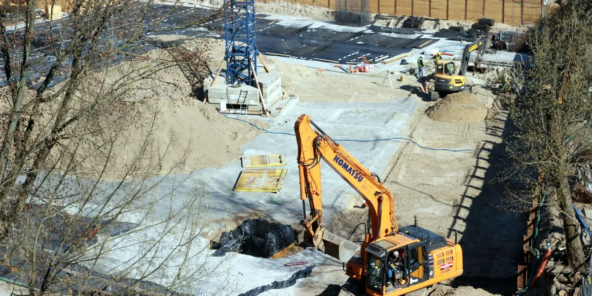 Zdjęcie Ile zarabia deweloper na domu? Zaskakujące fakty i marże w Polsce