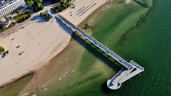 Zdjęcie Ile kosztuje wejście na molo w Kołobrzegu? Ceny biletów i zniżki