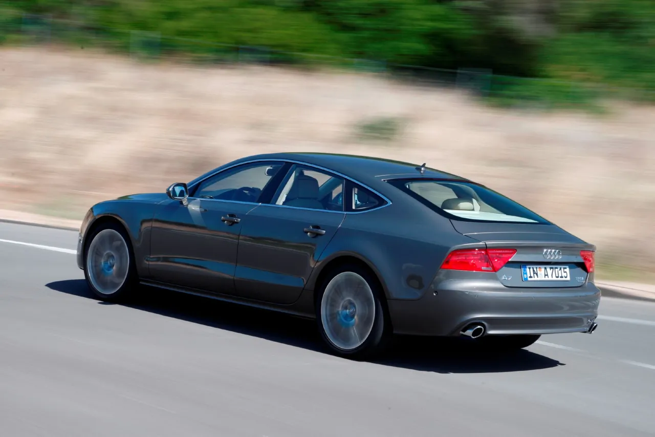Zdjęcie Audi A7 jaki silnik wybrać - najlepsze opcje dla Twoich potrzeb