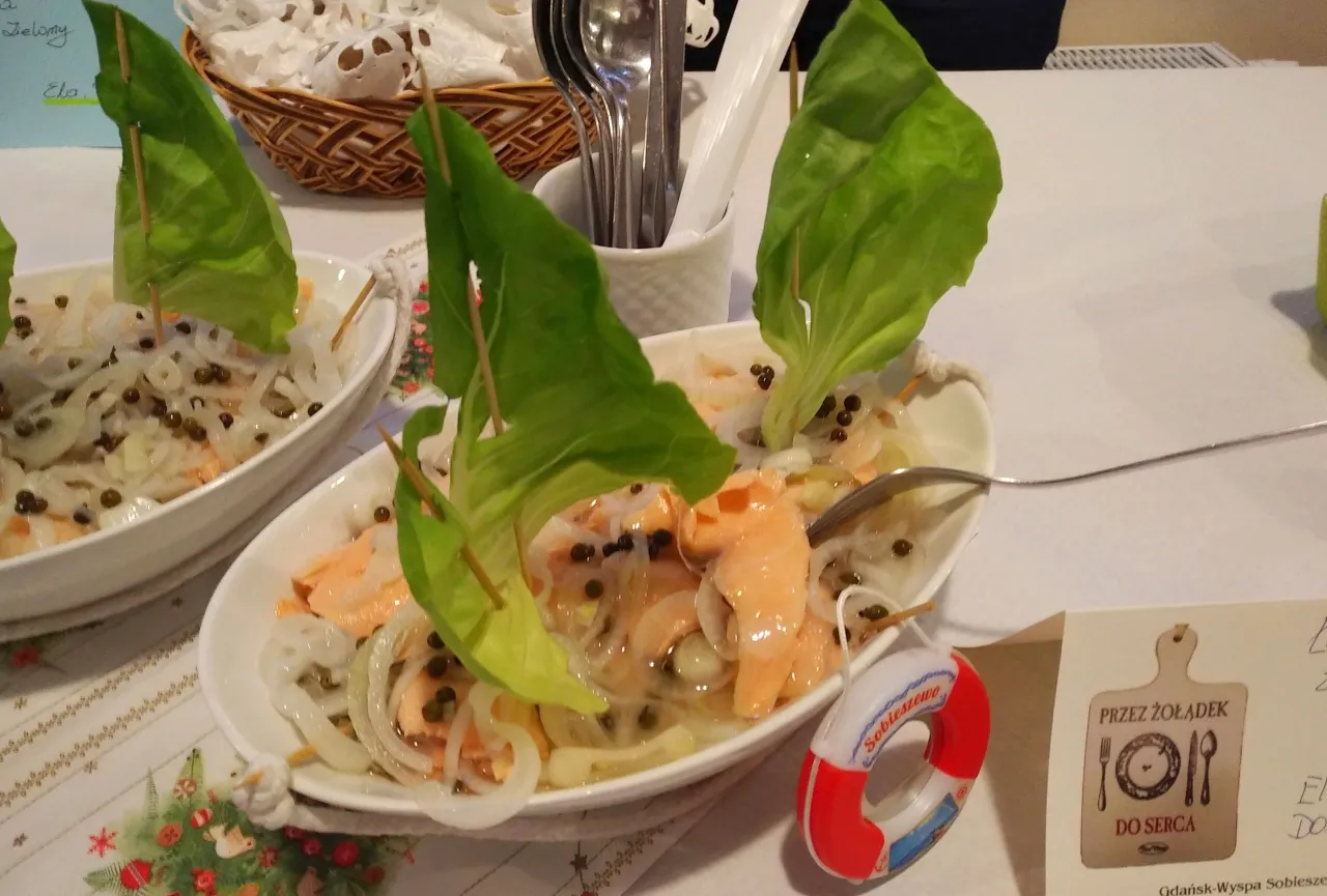 Zdjęcie Wyspa Sobieszewska gdzie zjeść: najlepsze restauracje z lokalnymi smakami