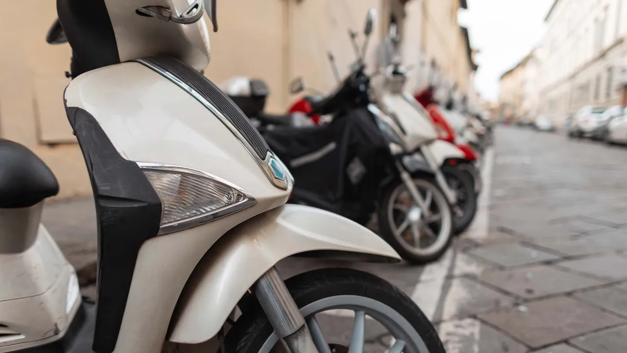 Zdjęcie Przegląd motoroweru co sprawdzają - kluczowe elementy dla bezpieczeństwa