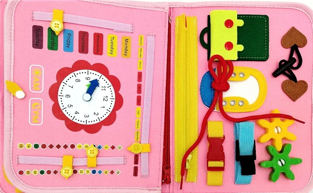 Zdjęcie Książeczka sensoryczna 6m+ – rozwój zmysłów i radość zabawy dla maluszka