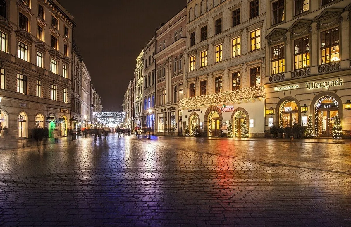 Zdjęcie Teatr Bagatela voucher - jak kupić, wykorzystać i uniknąć pułapek
