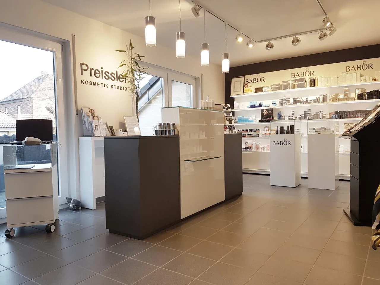 Zdjęcie Die besten kosmetik studios in deiner Nähe und ihre einzigartigen Behandlungen