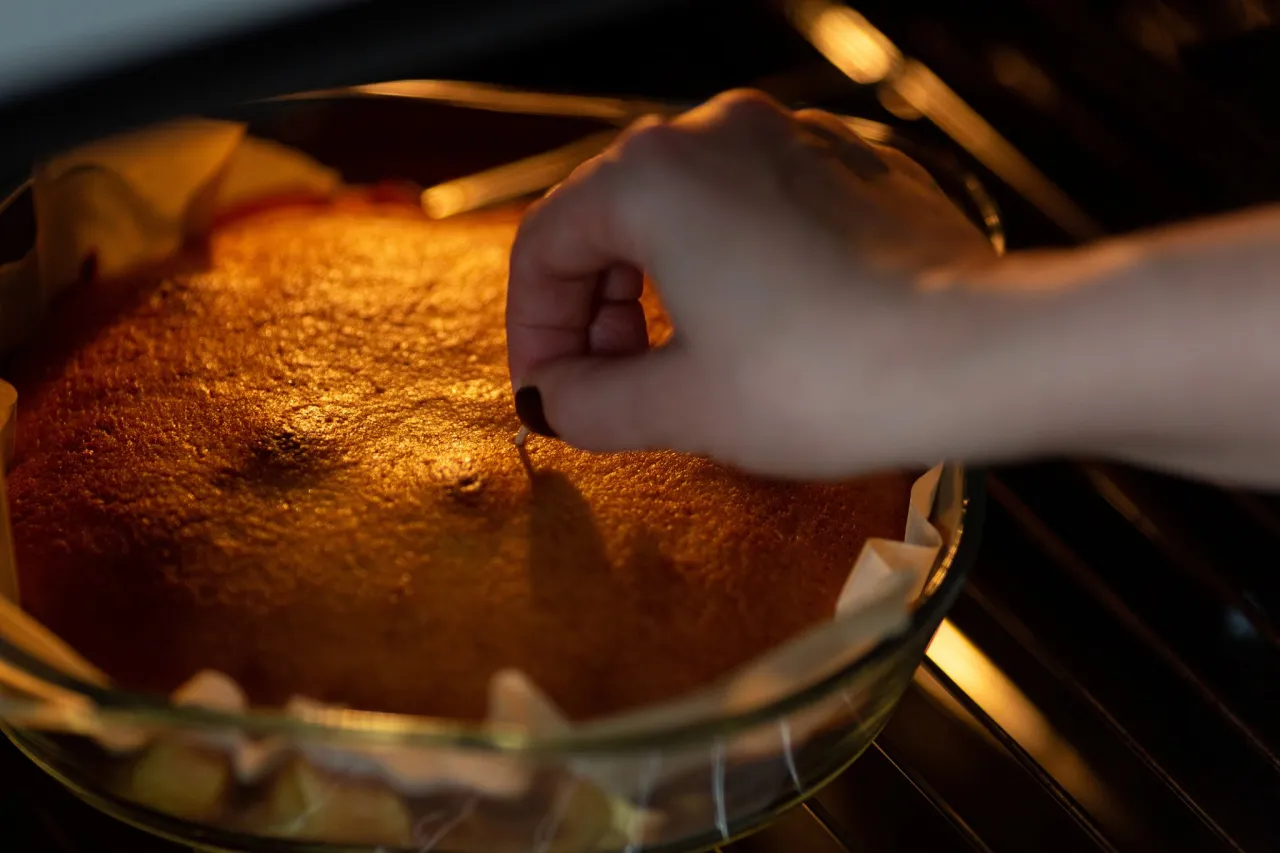 Zdjęcie Jak zakładać ciasto na haczyk, by uniknąć najczęstszych błędów