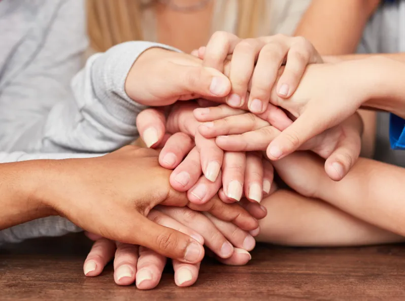 Zdjęcie Zabawy integracyjne dla przedszkolaków, które zbudują przyjaźń i zaufanie
