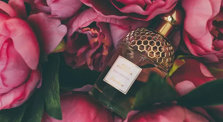 Zdjęcie Woda toaletowa z atomizerem – co to znaczy i jakie ma zalety?