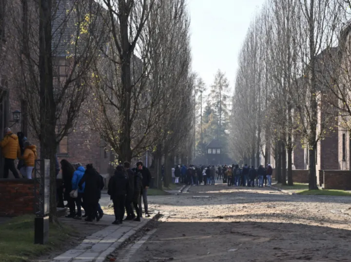 Zdjęcie Zwiedzanie studyjne Auschwitz – co to znaczy i jakie ma znaczenie?
