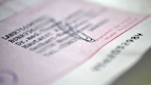 Zdjęcie Kassenrezept Zuzahlung: So vermeiden Sie hohe Kosten und Gebühren