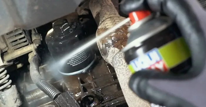 Zdjęcie Gdzie jest filtr oleju w vw polo 1.2 benzyna? Oto lokalizacja i wskazówki