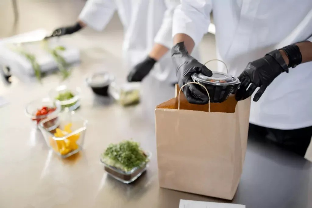 Zdjęcie Ile kosztuje miesięczny catering? Odkryj, co wpływa na ceny