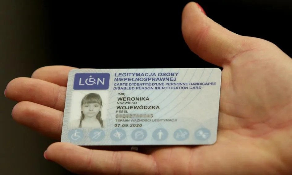 Zdjęcie Co zyskujesz dzięki legitymacji osoby niepełnosprawnej w stopniu umiarkowanym?