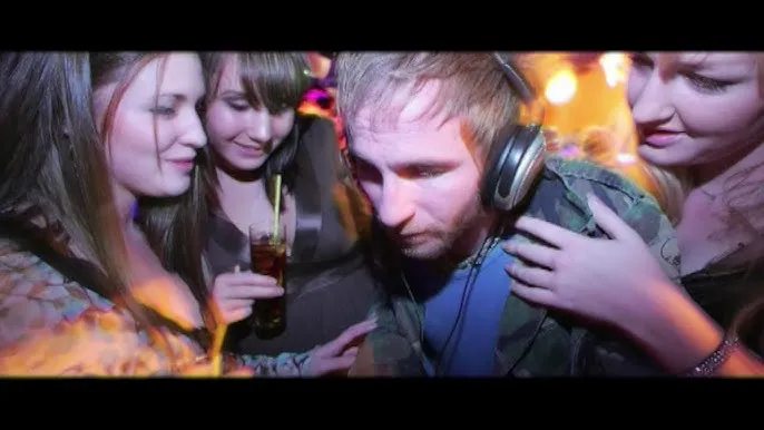 Zdjęcie Film o DJ, który stracił słuch - dramatyczna historia walki i nadziei