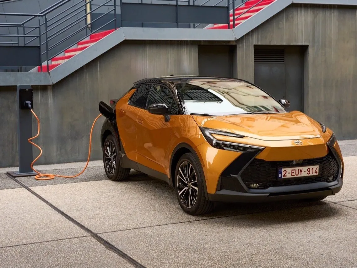 Zdjęcie Ile przejedzie hybryda Toyoty? Zaskakujące zasięgi w trybie elektrycznym