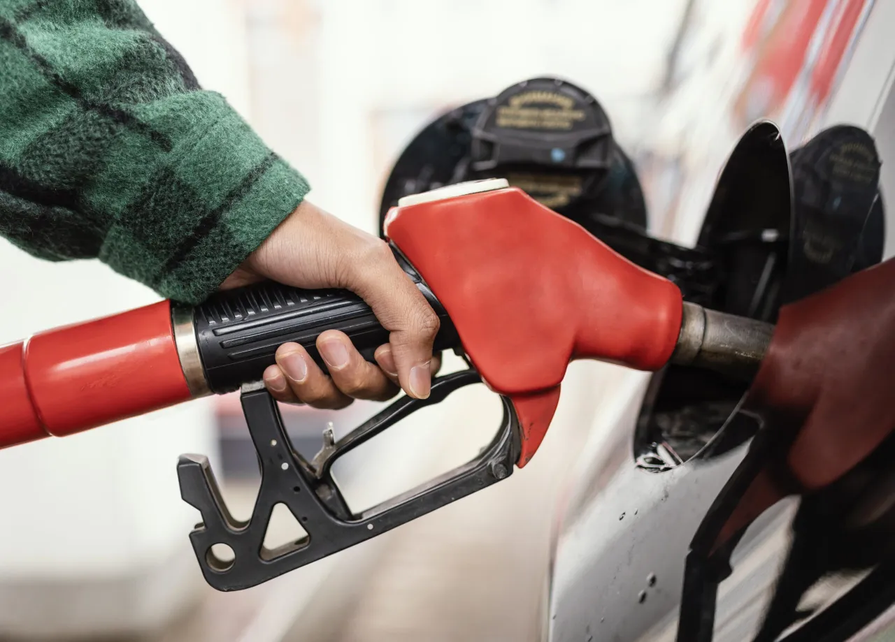 Zdjęcie Jakie oznaczenie ma diesel i co oznacza symbol B na stacji?
