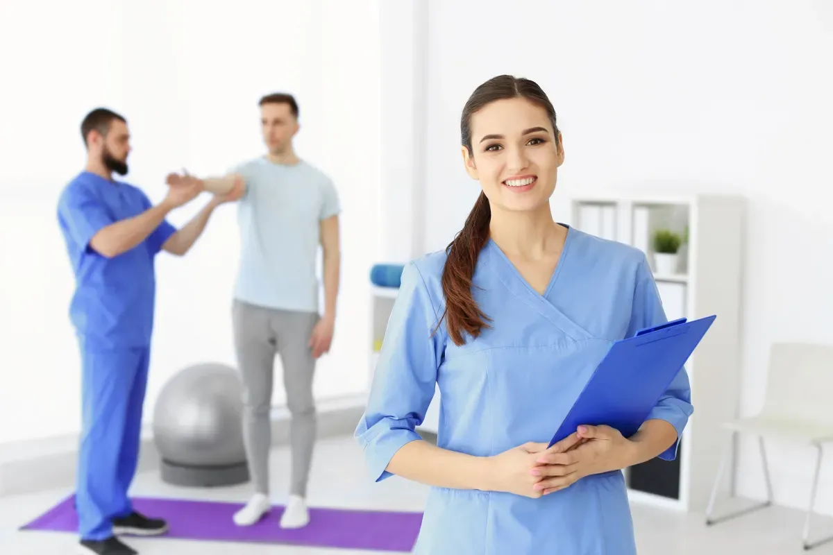 Zdjęcie Ile zarabia fizjoterapeuta? Zaskakujące fakty o wynagrodzeniach w branży