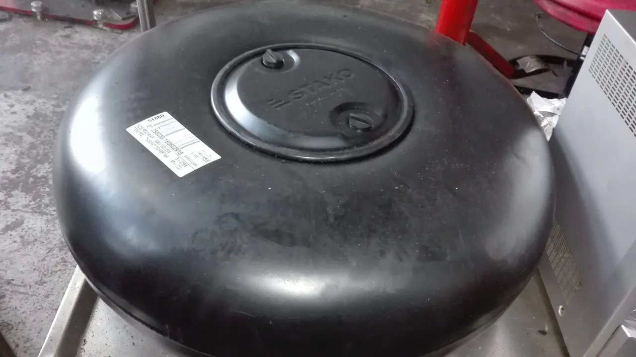 Zdjęcie Czy można samemu wymienić zbiornik LPG? Poznaj ryzyka i zasady bezpieczeństwa