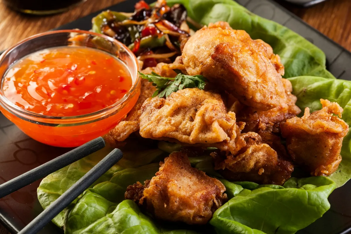 Zdjęcie Szybki przepis na sos słodko-kwaśny, który zaskoczy Twoich gości