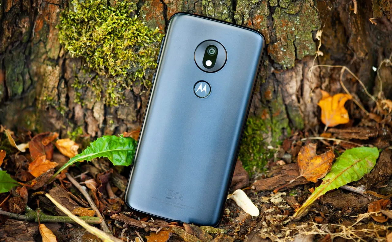 Zdjęcie Czy Moto G7 Play to dobry wybór dla Ciebie? Test tego smartfona