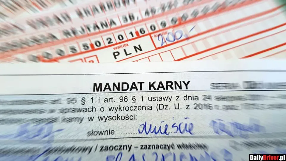 Zdjęcie Czy za niezapłacony mandat rosną odsetki? Konsekwencje i koszty opóźnień