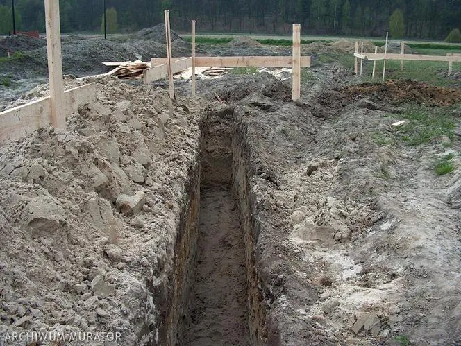 Zdjęcie Jak prawidłowo wykonać wykop pod fundamenty - wskazówki krok po kroku