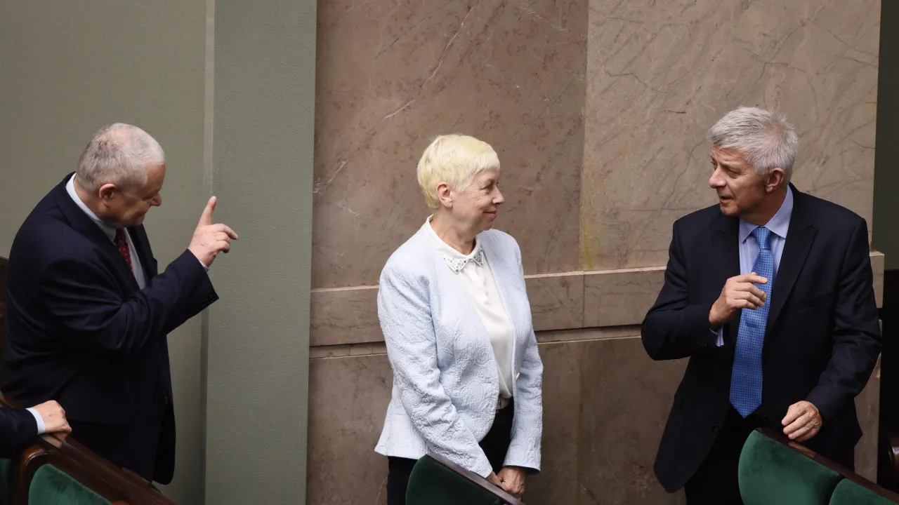 Zdjęcie Ile zarabia prezes NBP Marek Belka? Zaskakujące fakty o jego pensji