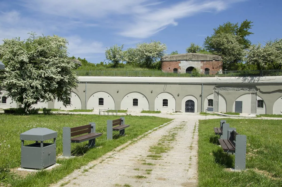 Zdjęcie Forteczna trasa rowerowa - odkryj piękno i historię Przemyśla
