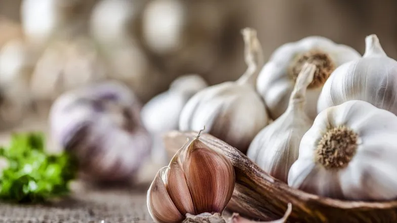 Zdjęcie Czy czosnek obniża cholesterol? Fakty, które musisz znać o zdrowiu serca