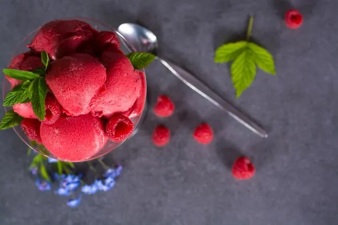 Zdjęcie Jak zrobić sorbet owocowy - prosty przepis na orzeźwiający deser