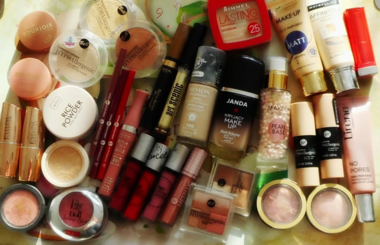 Zdjęcie Co kupić w Rossmannie na promocji? Hity i okazje dla Ciebie