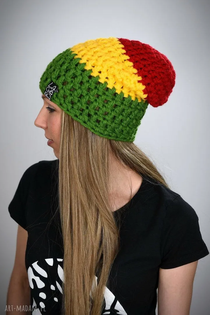 Zdjęcie Czapka rasta: co to jest, jakie ma znaczenie i skąd pochodzi?