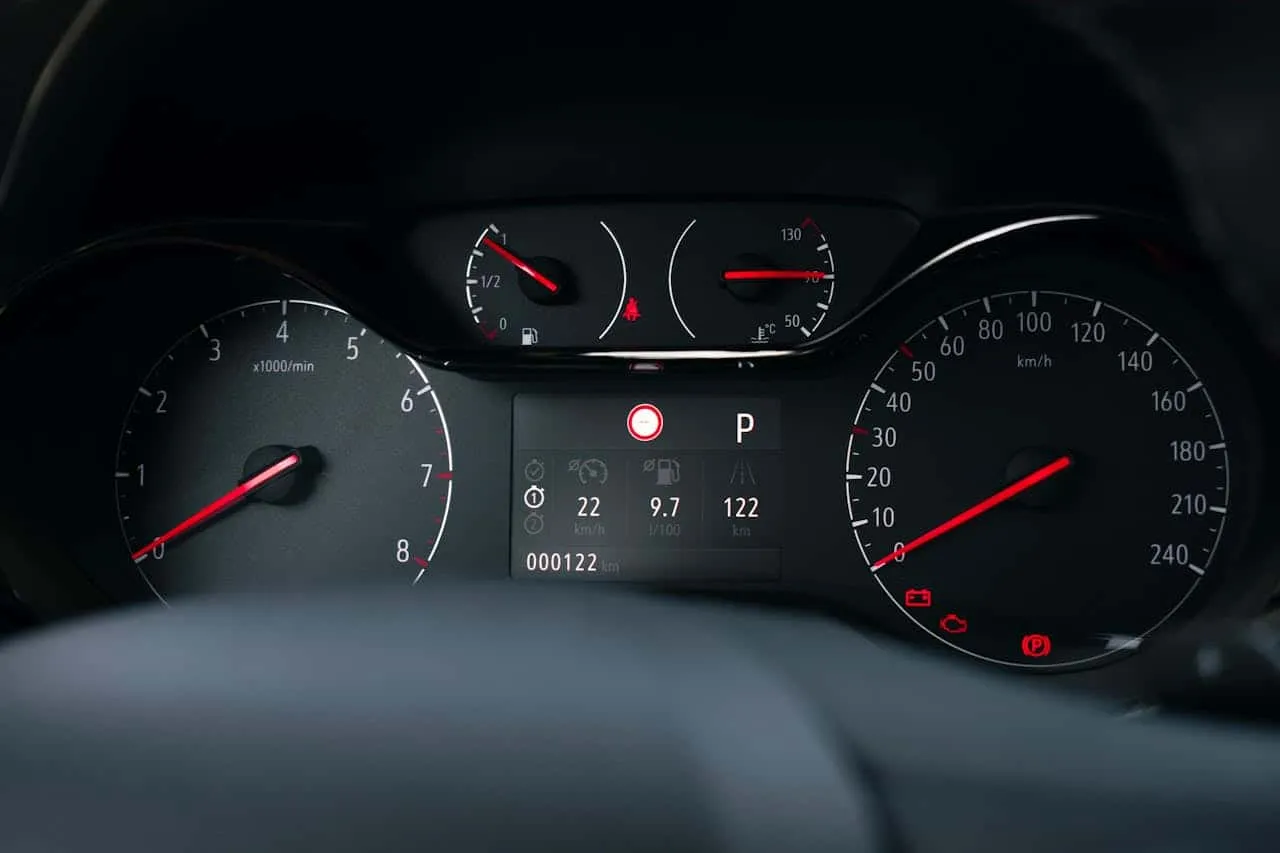 Zdjęcie Objawy uszkodzonego czujnika ciśnienia paliwa diesel, które mogą zrujnować twój silnik