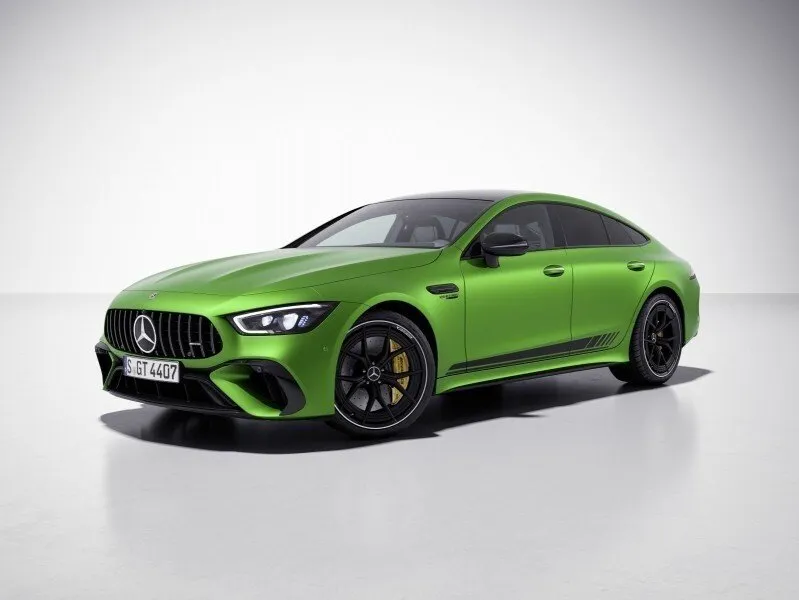 Zdjęcie Mercedes AMG GT63 S cena – dlaczego warto zainwestować w ten model?