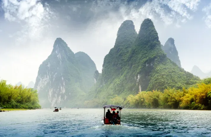 Zdjęcie Najpiękniejsze miejsca w Chinach: przewodnik po widokach i kulturze